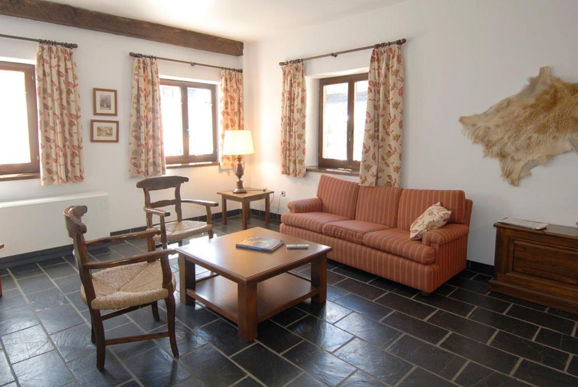 Apartamentos Linsoles Eriste Dış mekan fotoğraf