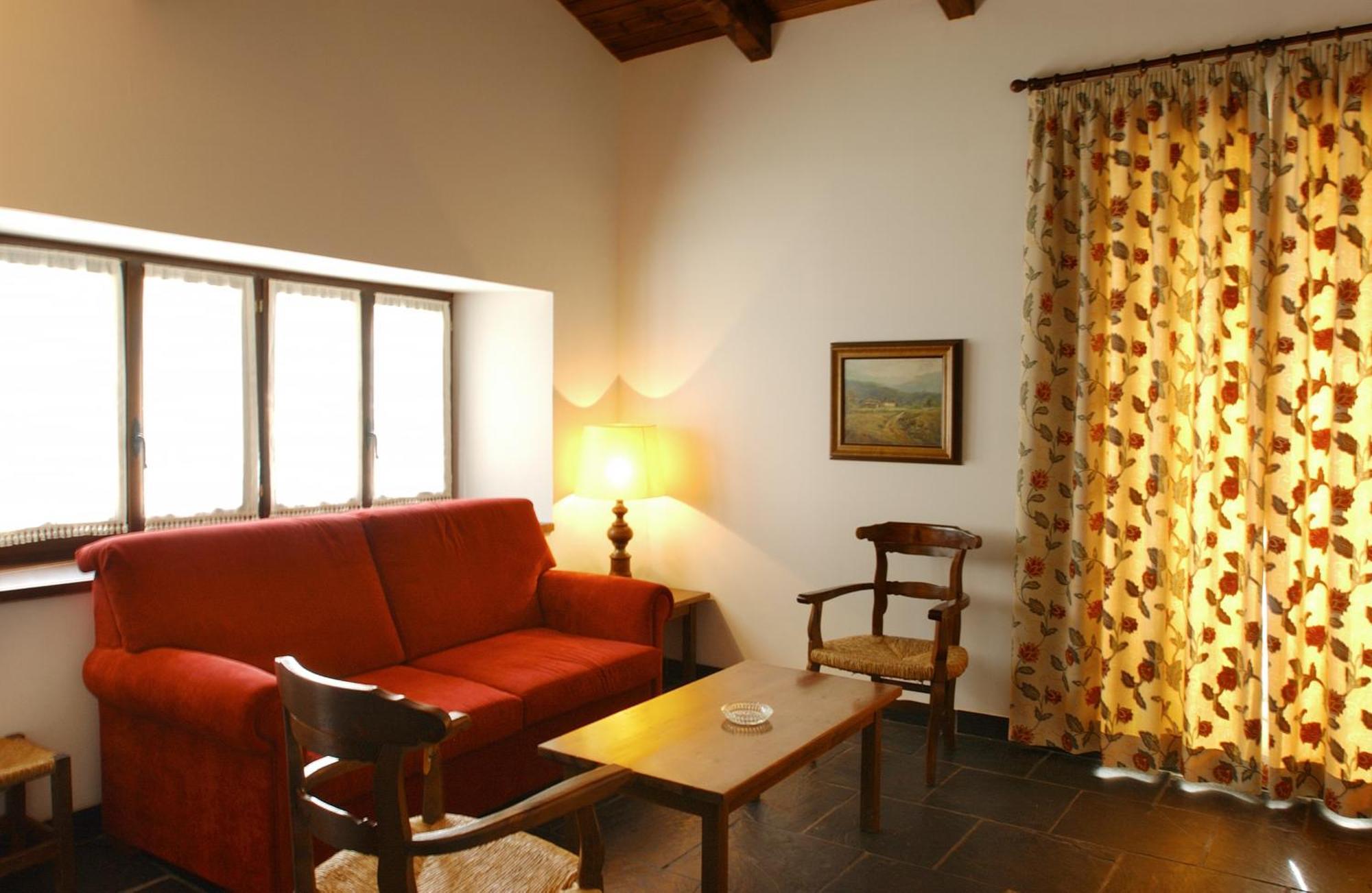 Apartamentos Linsoles Eriste Dış mekan fotoğraf