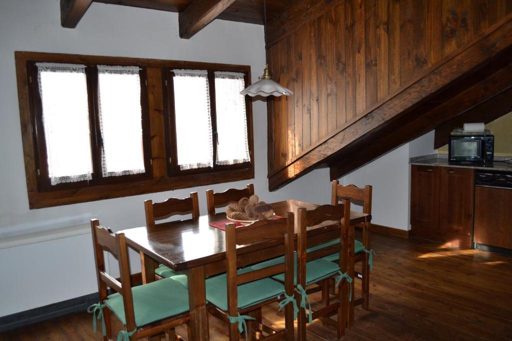 Apartamentos Linsoles Eriste Oda fotoğraf