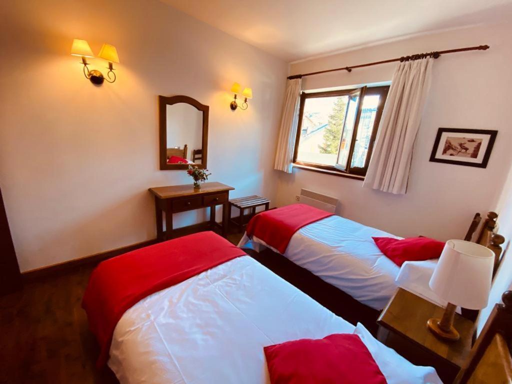Apartamentos Linsoles Eriste Dış mekan fotoğraf