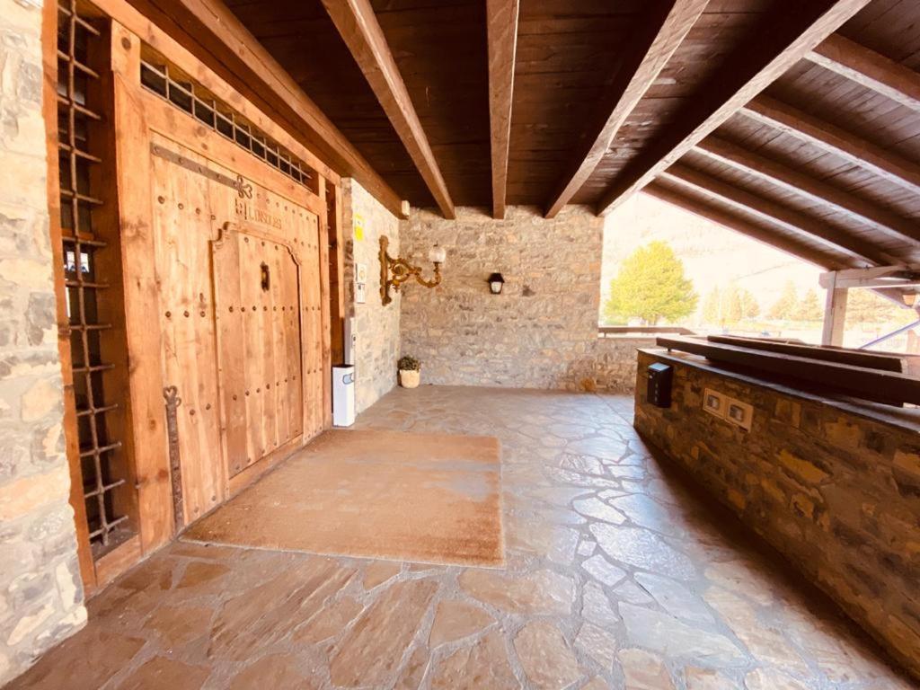 Apartamentos Linsoles Eriste Dış mekan fotoğraf