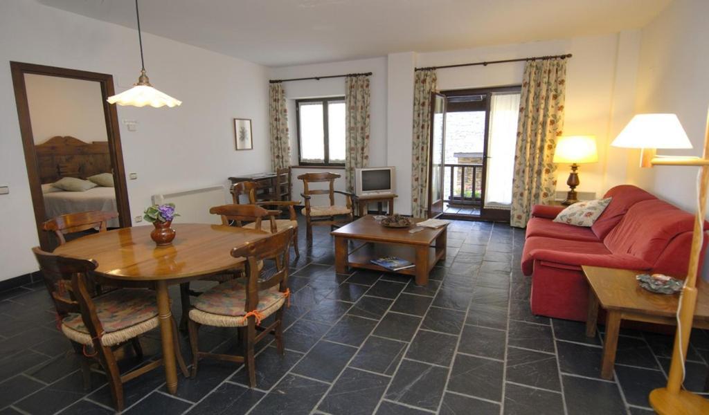 Apartamentos Linsoles Eriste Dış mekan fotoğraf